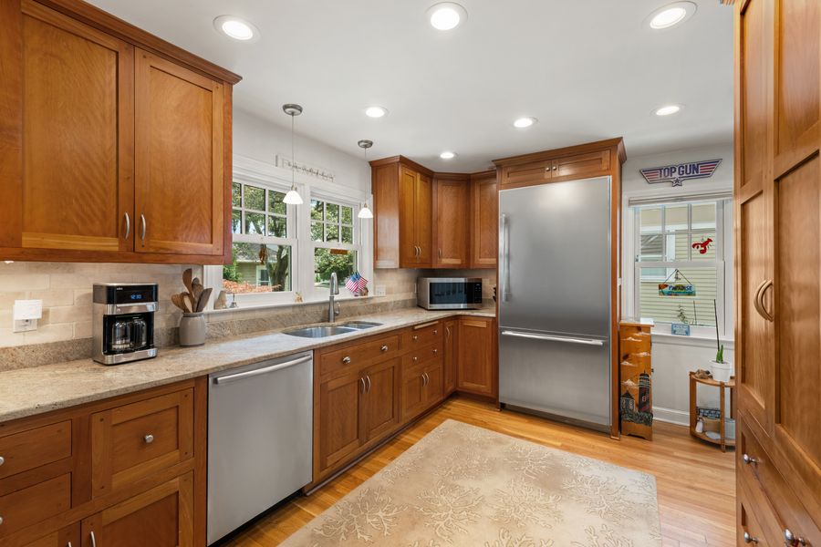 Kitchen with granite and stainless